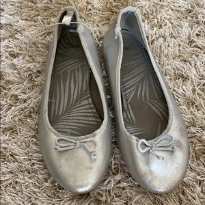 Girls’ GAP Silver Ballerinas Flats - Size 4
